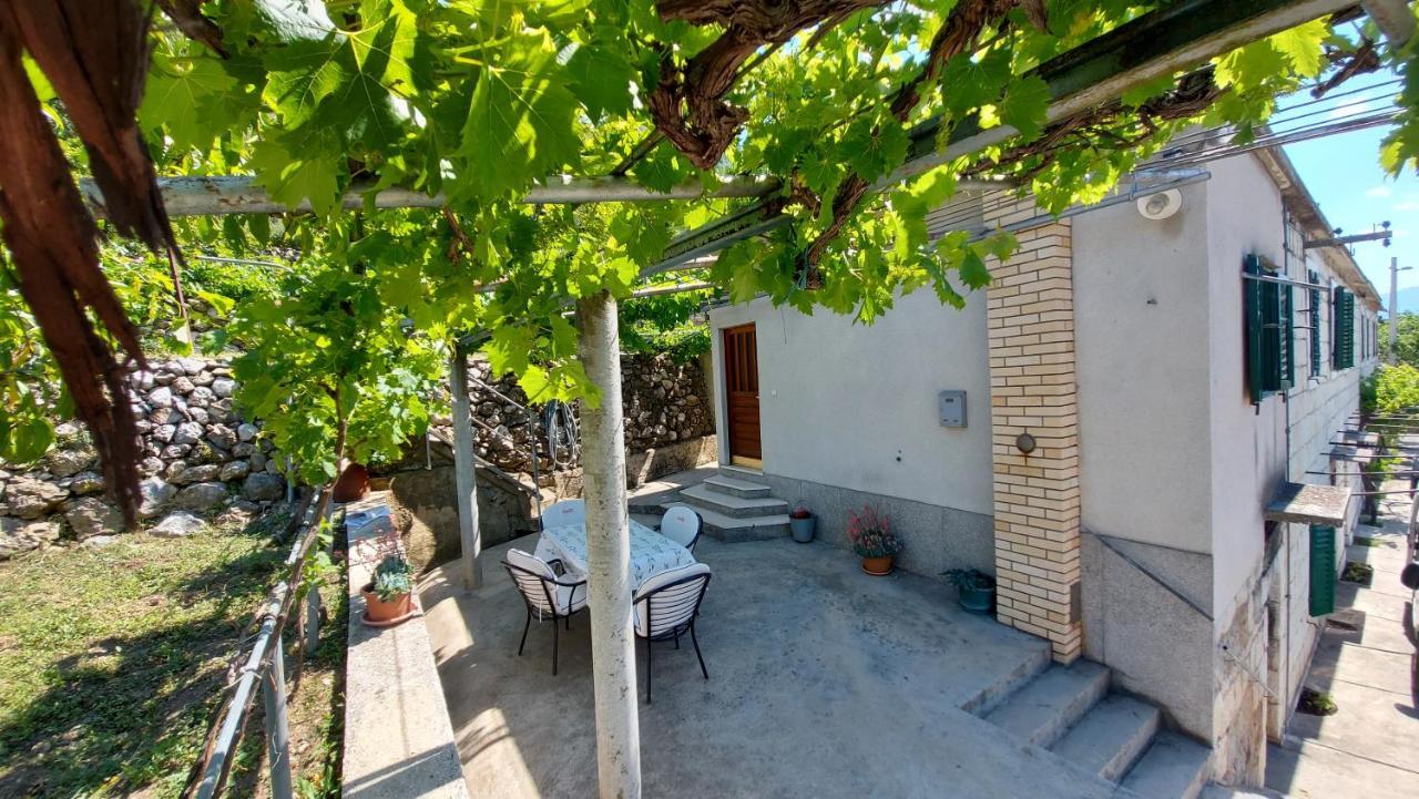 Holiday Home Zvecanje Exterior photo